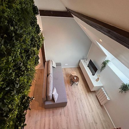 Апартаменты Le Petit Jardin, Proche Gare, Hyper Centre Камбре Экстерьер фото